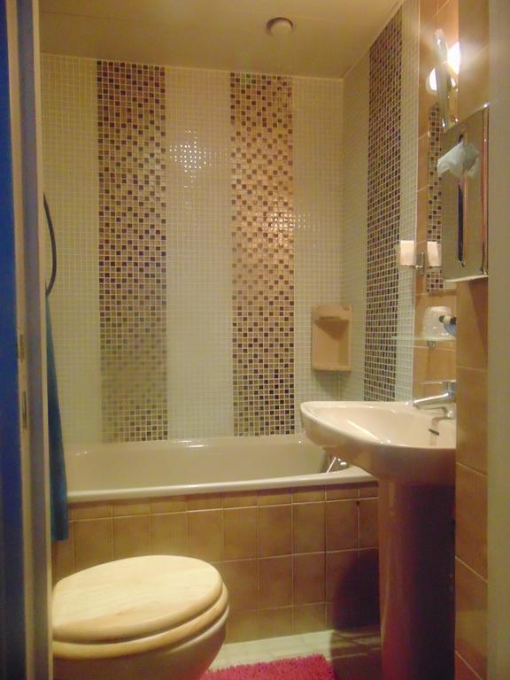 Hotel Paris Voltaire ภายนอก รูปภาพ